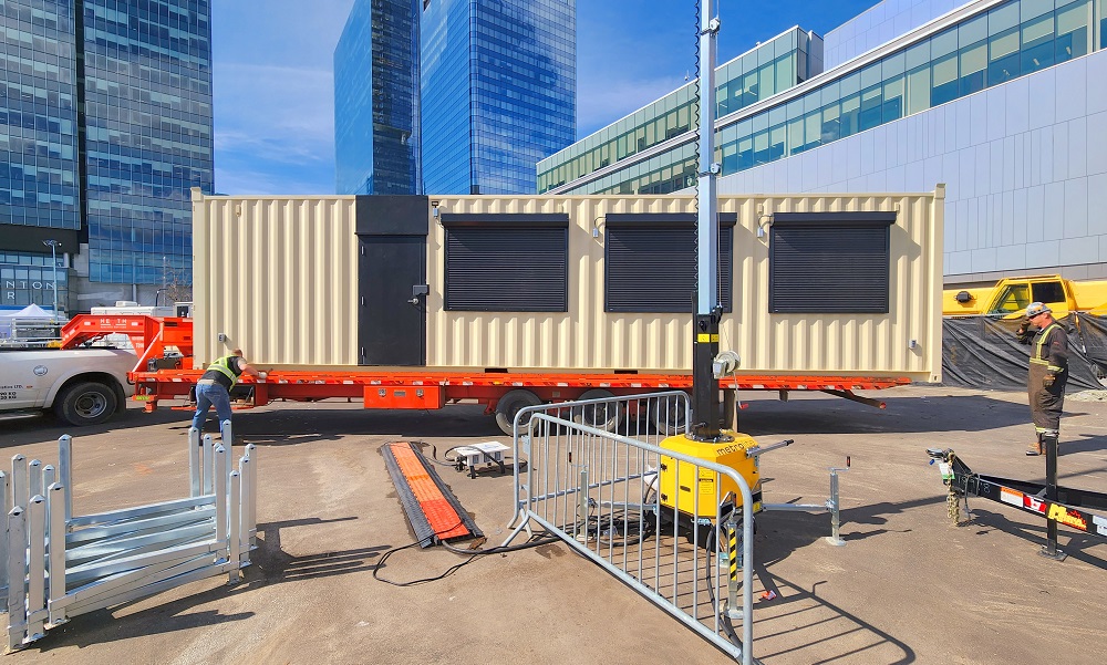 40’HC VIP Area with Patio for the Edmonton Oilers - Custom Cubes